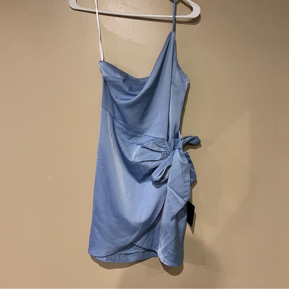 Lulus Meant To Be Together Light Blue Satin One Shoulder Mini Dress Size M - Picture 4 of 8